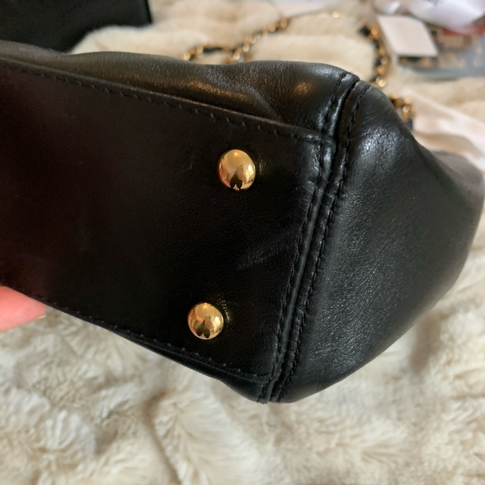 Chanel Vintage Petit Shopping Tote - Picture 6 of 8